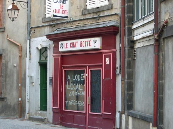 Cabaret Le Chat Botté (Rue Pierre L'ermite)